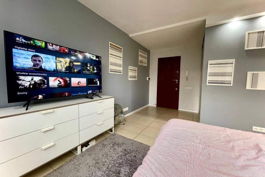 华沙Gold 3 Metro X2 Wifi 300 Mbs 60'Tv Netflix Hbo Appletv+公寓 外观 照片
